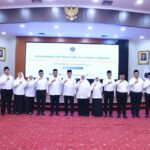 Lantik 12 Pejabat, Menaker Jabatan Bukan Sekadar Posisi, Layanan Publik Harus Jadi Prioritas - 5